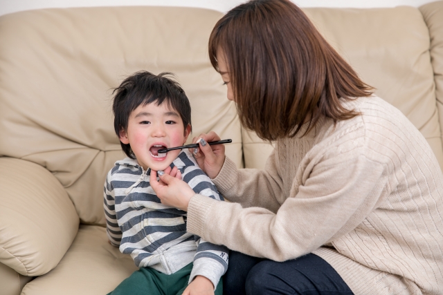 乳歯から永久歯への正しい生え変わり
